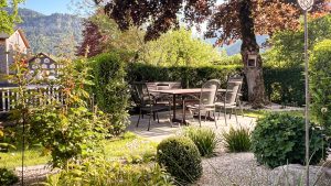 d'Alpen Apartments – Garten